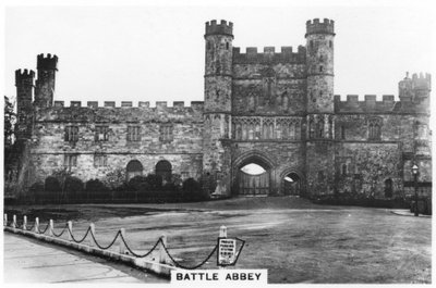 Great Gatehouse, Battle Abbey, East Sussex, 1937 af Unbekannt