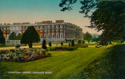 Hampton Court, Looking West, c1910 af Unbekannt