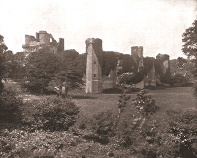 Herstmonceux Castle, East Sussex, 1894. af Unbekannt