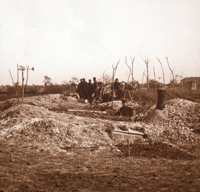 Skjult batteri, c1914-c1918 af Unbekannt