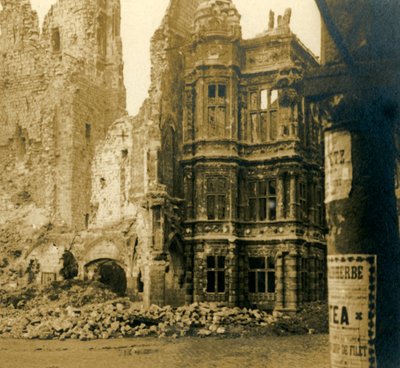 Rådhus, Arras, Nordfrankrig, c1914-c1918. af Unbekannt