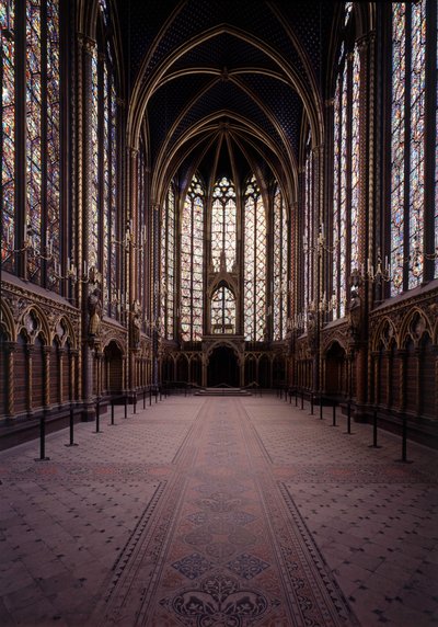 Interiør af Sainte Chapelle (øverste kapel) i Paris. Gotisk kunst fra det 13. århundrede. af Unbekannt