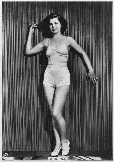 June Rae, c1938 af Unbekannt