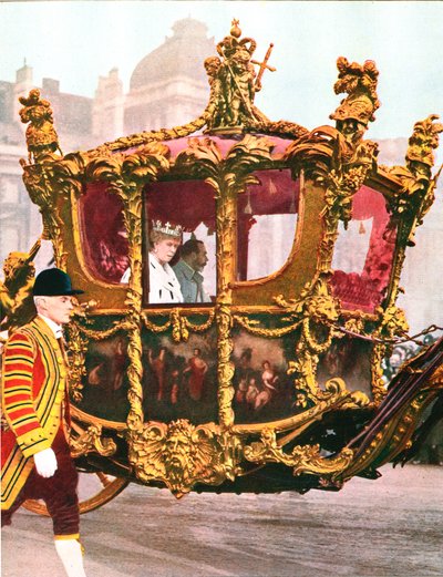 Kong George V og Queen Mary i den historiske statsvogn, c1935 af Unbekannt