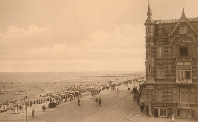 La Digue et la Plage, Promenade og stranden, c1900. af Unbekannt