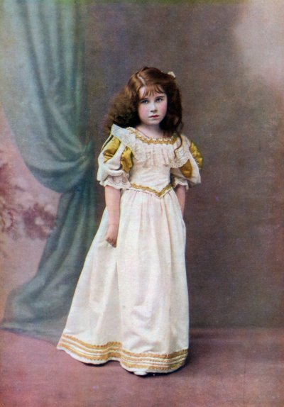 Lady Elizabeth Bowes-Lyon, seks år gammel, 1906-1907 1923 af Unbekannt