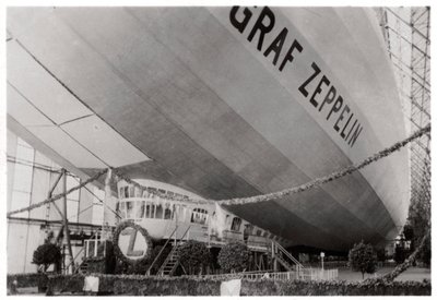 Lanceringsceremoni for Zeppelin LZ127 Graf Zeppelin, Friedrichshafen, Tyskland, 9. juli 1928 1933 af Unbekannt