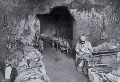Boligkvarter i en fransk hule, Første Verdenskrig, 1915 af Unbekannt
