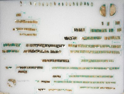 Løse perler og to terminaler, 1980-1801 f.Kr. af Unbekannt