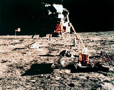 Bemandet rumflyvning, USA, Apollo 11 Apollo 11 måneeksperimenter af Unbekannt