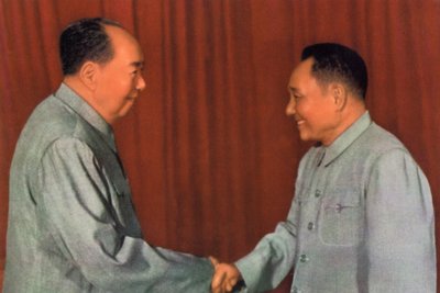 Mao Zedong and Deng Xiaoping, Chinese Communist leaders, c1960s af Unbekannt