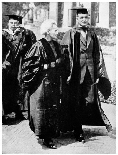 Marie Curie, polskfødt fransk fysiker i 1921. af Unbekannt