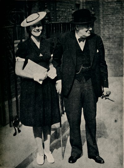 Mary Churchill og hendes far, c1945. af Unbekannt