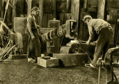 Metalarbejdere, Steiermark, Østrig, c1935. af Unbekannt
