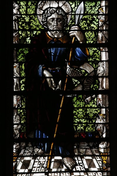 Metz katedral. Glasmosaikvindue af Thiebaut de Lixheim 1504. Apostel, Metz, Frankrig af Unbekannt