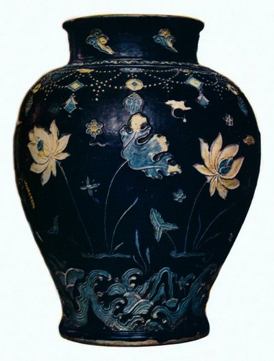 Ming Dynasty, Fahua vase, 15th century af Unbekannt