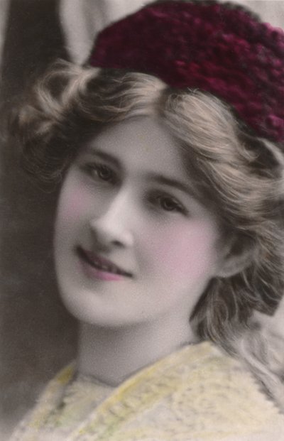 Miss Phyllis Dare, 1890-1975, c1930. af Unbekannt