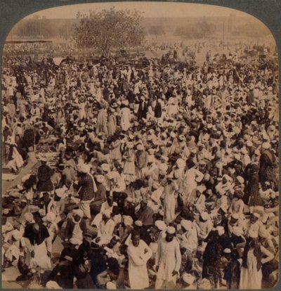 Muhammedanere på fastedagen uden for Jumma-moskeen, kigger mod syd, Delhi, Indien, 1903 af Unbekannt