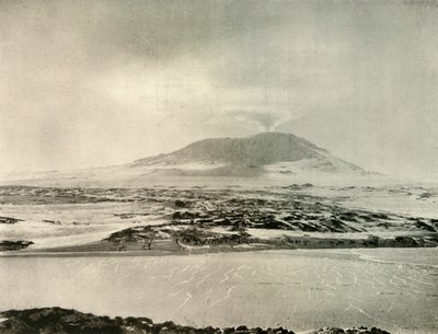 Mount Erebus i udbrud den 14. juni 1908, 1909 af Unbekannt