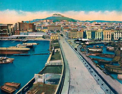 Napoli - Via Molo Col Castel S. Elmo, c1900. af Unbekannt