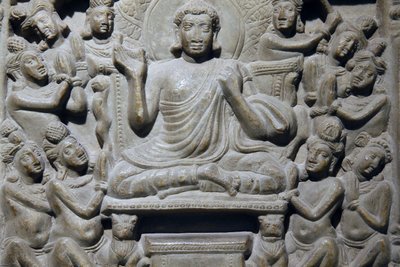 Indiens nationalmuseum, Delhi. Ayaga-frise, der skildrer scener fra Buddhas liv og fra Jakatas. Ikshvaku, 3. århundrede e.Kr. Nagarjunakonda, Andhra Pradesh. Grålig kalksten. Detalje. Indien. af Unbekannt