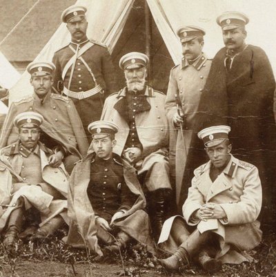 Nikolai Nikolaevich, prins Odoevsky-Maslov i midten med officererne fra Life Guard Cava af Unbekannt