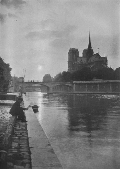 Notre Dame fra floden, Paris, 1924 af Unbekannt