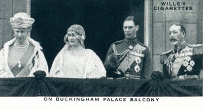 På Buckingham Palace Balcony, 1923 1937 af Unbekannt