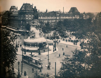 Paris. - Republikkens Plads. -LL, c1910. af Unbekannt