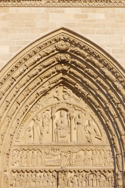 Paris Notre Dame katedral vestfløj: Saint Anne
