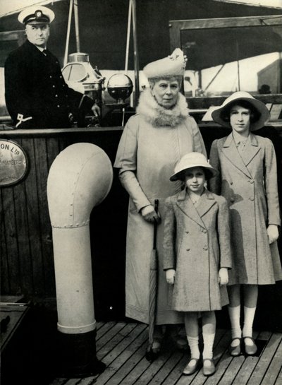 Queen Mary med sine børnebørn, 1930