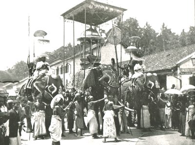 Religiøs procession, Colombo, Ceylon, 1895. af Unbekannt