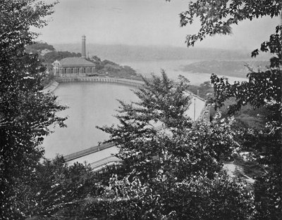 Reservoir, Eden Park, Cincinnati, Ohio, c1897. af Unbekannt