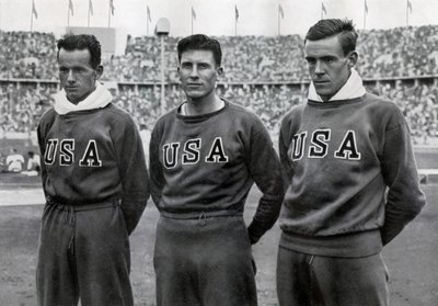 Robert Clark, Glenn Morris, John Parker, amerikanske decatleter, OL i Berlin, 1936 af Unbekannt