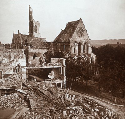 Ødelagt kirke, Vauxaillon, Nordfrankrig, c1914-c1918 af Unbekannt