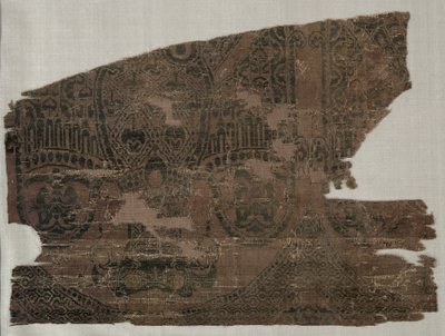 Samitiske fragmenter med dobbelthovedede ørne, fra Sankt Bernard Calvos grav, 1200-1243. af Unbekannt
