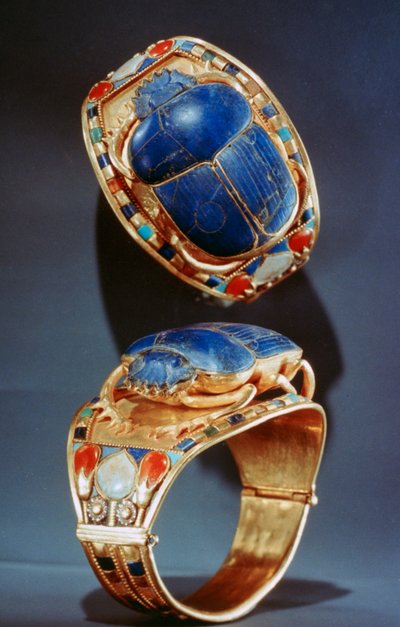 Scarab armbånd fra Tutankhamons grav, 1300-tallet f.Kr af Unbekannt