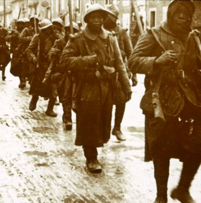 Senegalesiske soldater efter angreb, c1914-c1918 af Unbekannt