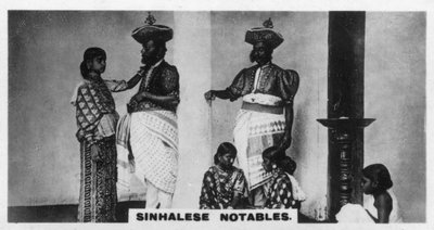 Singalesiske notabiliteter, Ceylon, c1925 af Unbekannt