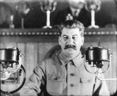 Den sovjetiske leder Joseph Stalin holdt en tale ved kommunistpartiets kongres i 1930