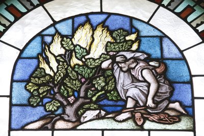 Glasmaleri: Moses og ilden, Budapest, Hongrie af Unbekannt