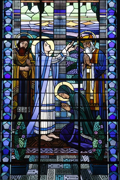 Glasmaleri i Notre Dame du Rosaire katolske kirke: Visitation, Saint-Ouen, Frankrig af Unbekannt