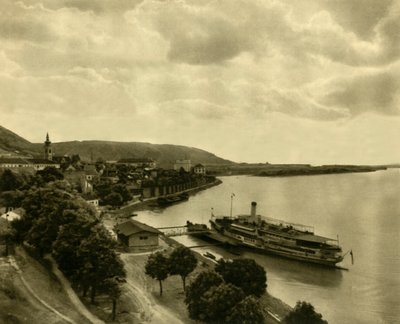 Dampbåd på Donau ved Hainburg, Nedre Østrig, c1935. af Unbekannt