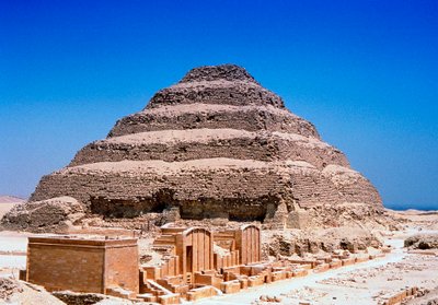 Trinpyramide af kong Djoser Zozer, Saqqara, Egypten, 3. dynasti, c2613 f.Kr. af Unbekannt