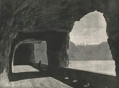 Axenstrasse, nær Fluelen, Schweiz, 1895. af Unbekannt