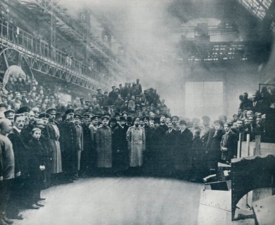 Czaren, taget blandt arbejderne på det store Putiloff Munition and Engineering Works, 1914 af Unbekannt