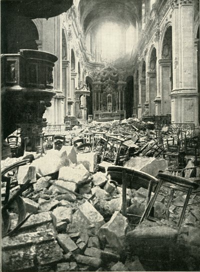 Skaden på Cambrai-katedralen, 1919. af Unbekannt