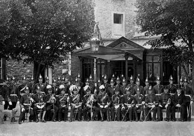 Hertugen af Sachsen-Coburg og Gotha og officererne i Plymouth-divisionen, 1896 af Unbekannt