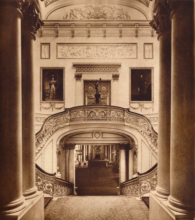 Den store trappe i Buckingham Palace, 1935 af Unbekannt