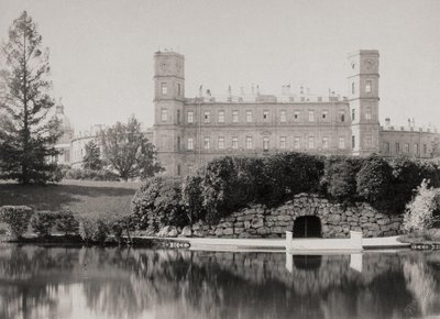 Hovedfacaden af paladset i Gatchina, 1870